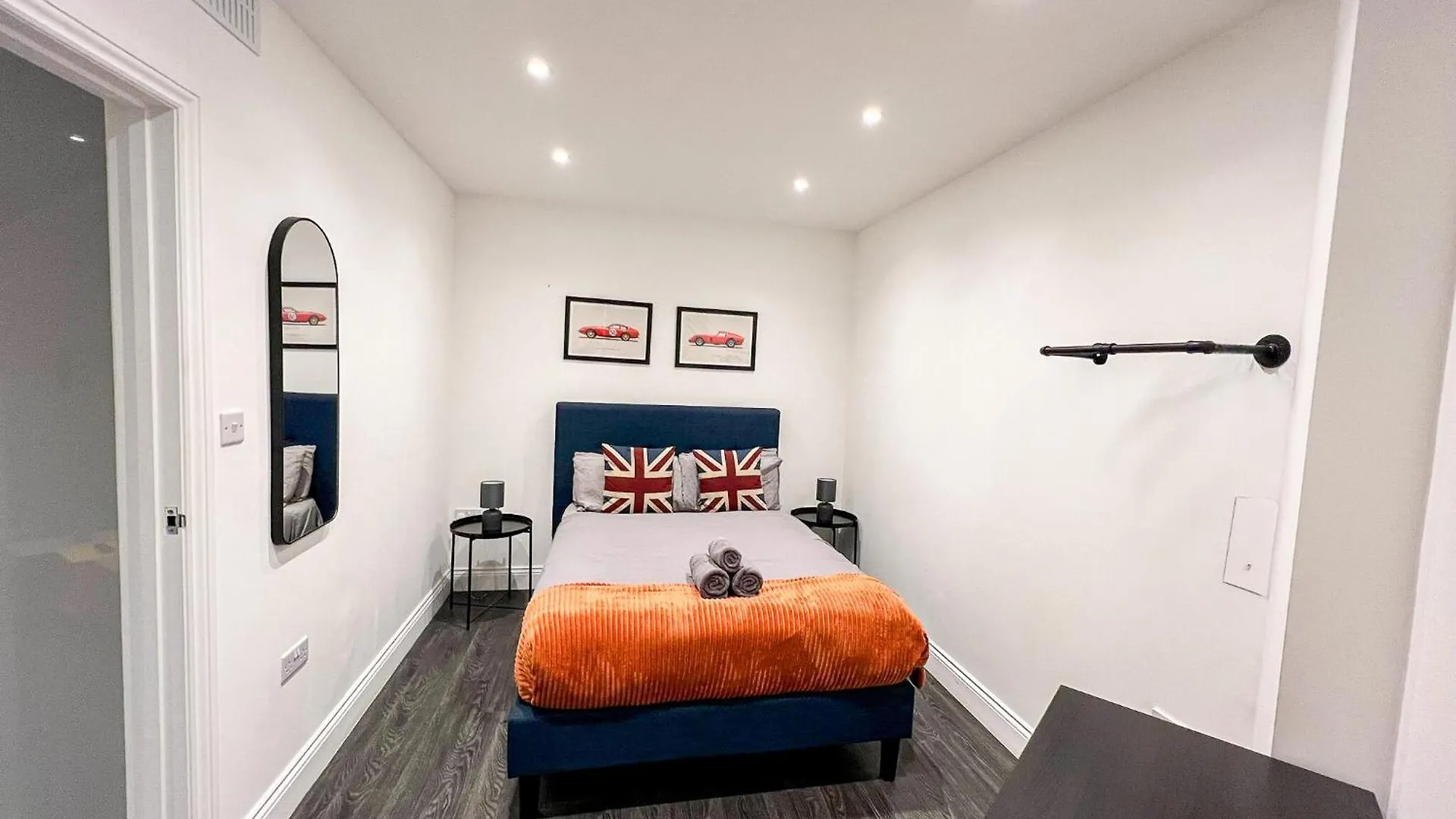 1-Bedroom Apartments In Shoreditch, Old Street, Hoxton London United Kingdom