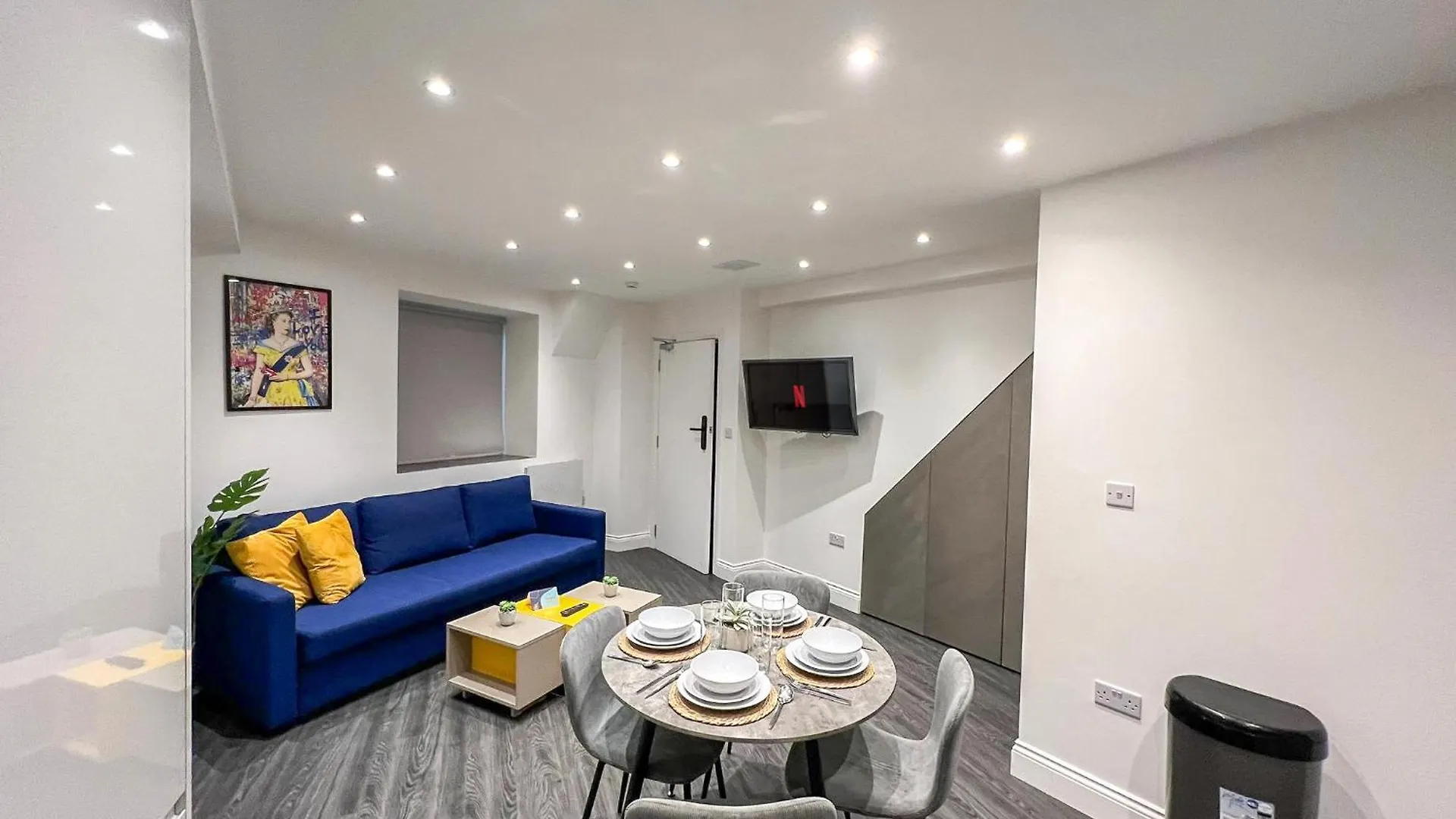 1-Bedroom Apartments In Shoreditch, Old Street, Hoxton London 0*,