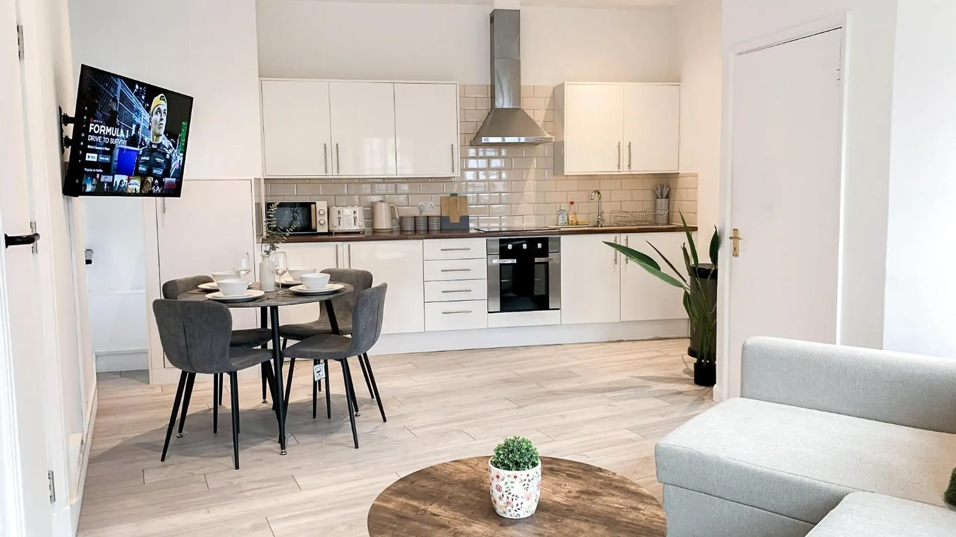 1-Bedroom Apartments In Shoreditch, Old Street, Hoxton location