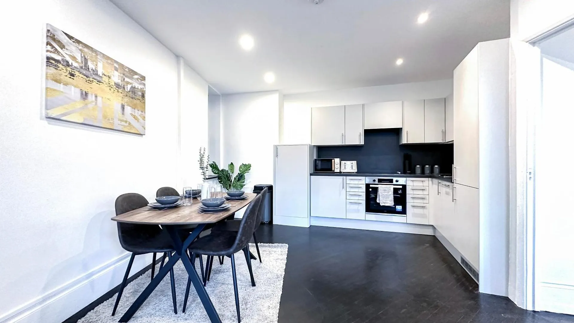1-Bedroom Apartments In Shoreditch, Old Street, Hoxton London